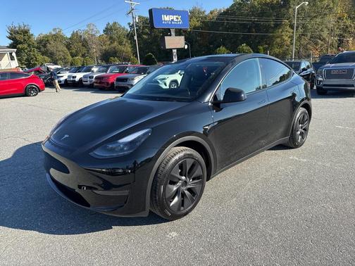 2025 Tesla Model Y Long Range Dual Motor Rear-Wheel Drive