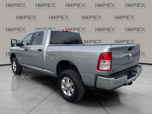 2023 RAM 2500 Big Horn Crew Cab 4x4 6'4' Box