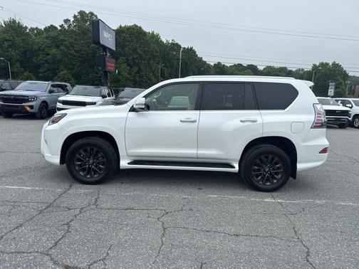 Starfire Pearl 2020 Lexus GX 460 Premium