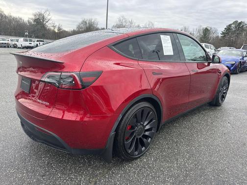 2024 Tesla Model Y Performance Dual Motor All-Wheel Drive