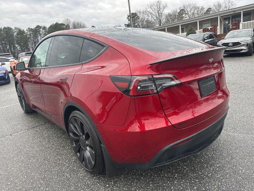 2024 Tesla Model Y Performance Dual Motor All-Wheel Drive