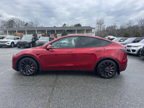 2024 Tesla Model Y Performance Dual Motor All-Wheel Drive