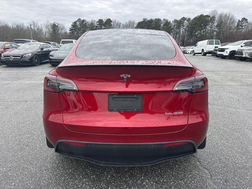 2024 Tesla Model Y Performance Dual Motor All-Wheel Drive