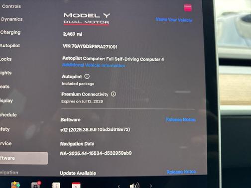 2024 Tesla Model Y Performance Dual Motor All-Wheel Drive