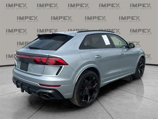 2025 Audi RS Q8 4.0T