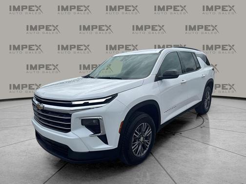 Summit White 2025 Chevrolet Traverse LT