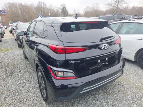 2023 Hyundai KONA EV SE