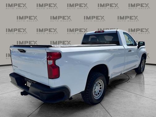 Summit White 2022 Chevrolet Silverado 1500 WT