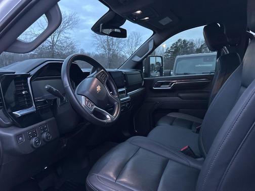 2024 Chevrolet Silverado 2500 LTZ