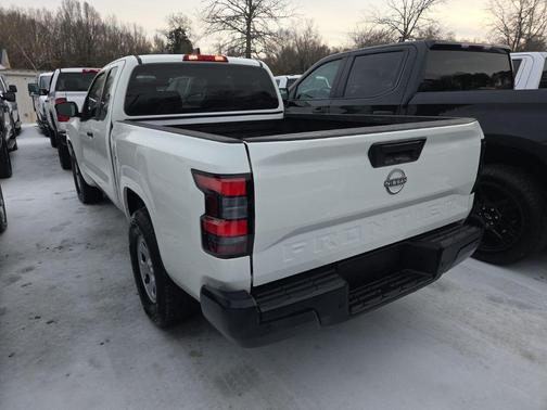 2023 Nissan Frontier S