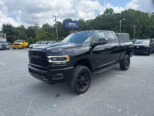 2020 RAM 2500 Big Horn Crew Cab 4X4 6'4' Box