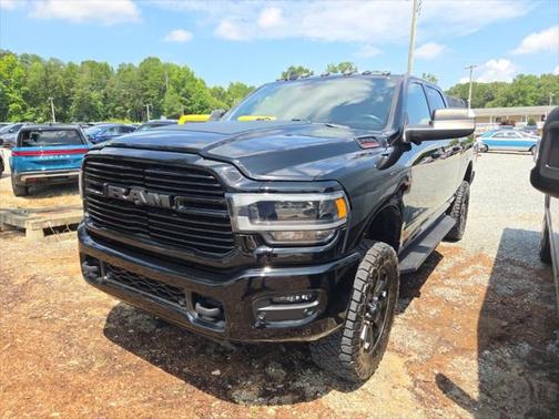 2020 RAM 2500 Big Horn Crew Cab 4X4 6'4' Box