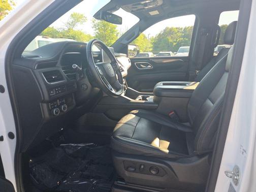 Summit White 2022 Chevrolet Tahoe 4WD RST