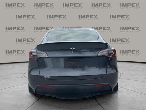 2024 Tesla Model Y Long Range Dual Motor All-Wheel Drive