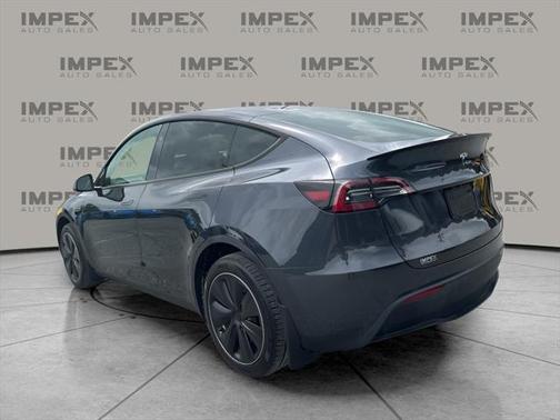 2024 Tesla Model Y Long Range Dual Motor All-Wheel Drive