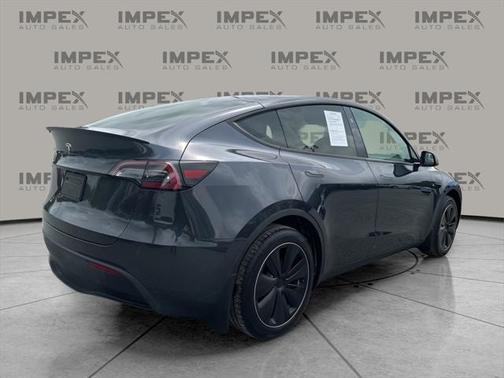 2024 Tesla Model Y Long Range Dual Motor All-Wheel Drive