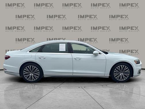 Glacier White Metallic 2021 Audi A8 L 55