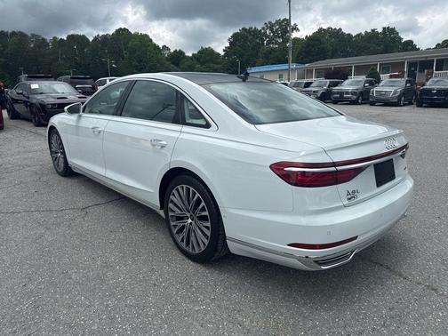 Glacier White Metallic 2021 Audi A8 L 55
