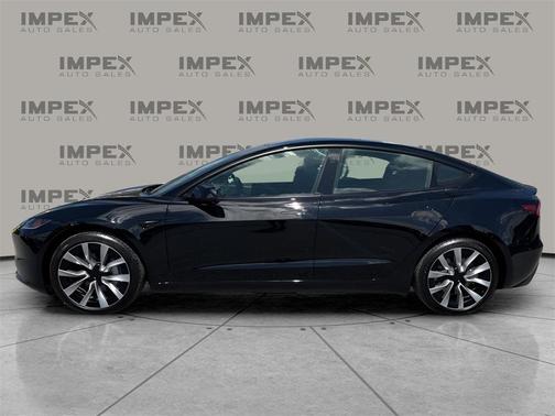 2025 Tesla Model 3 Long Range