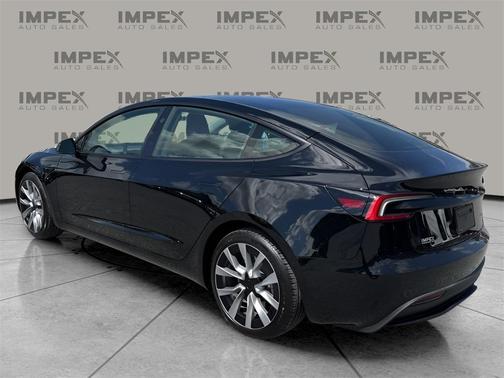 2025 Tesla Model 3 Long Range