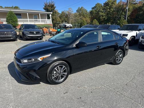 2024 Kia Forte LXS