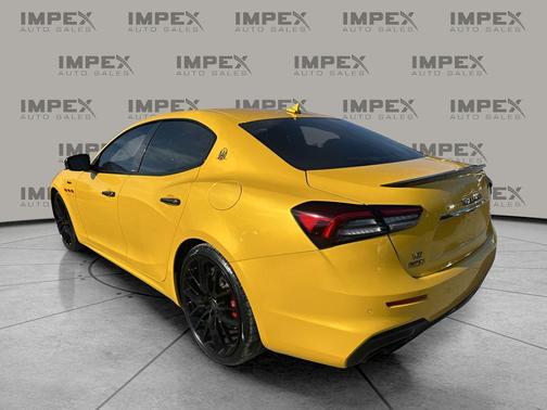 2021 Maserati Ghibli Trofeo