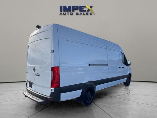 2024 Mercedes-Benz Sprinter 2500 High Roof