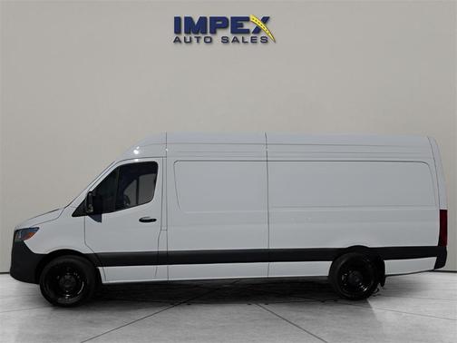 2025 Mercedes-Benz Sprinter 2500 High Roof