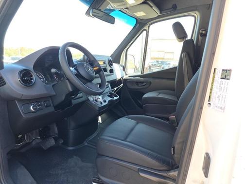2025 Mercedes-Benz Sprinter 2500 High Roof