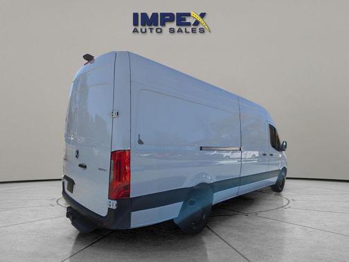2025 Mercedes-Benz Sprinter 2500 High Roof