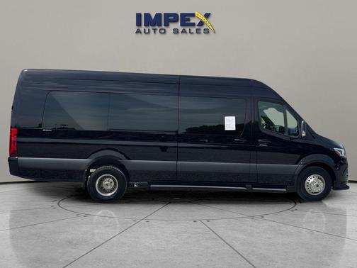 Obsidian Black Metallic 2024 Mercedes-Benz Sprinter 3500XD High Roof