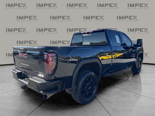 2024 GMC Sierra 2500 AT4