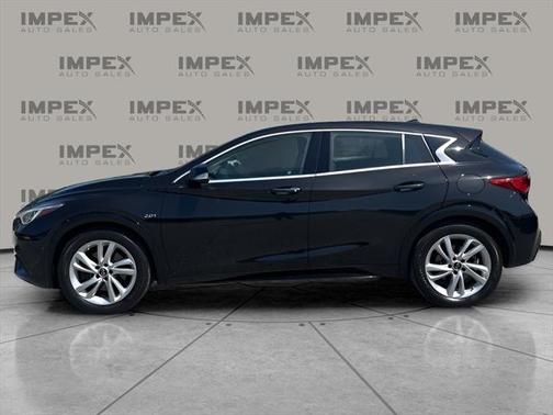 2019 INFINITI QX30 PURE