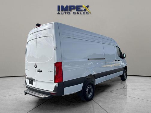 2025 Mercedes-Benz Sprinter 2500 High Roof