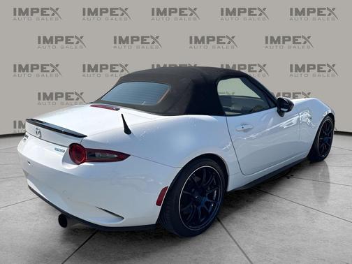 2021 Mazda MX-5 Miata Sport