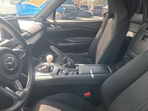 2021 Mazda MX-5 Miata Sport