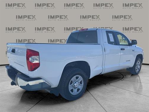 2017 Toyota Tundra SR5