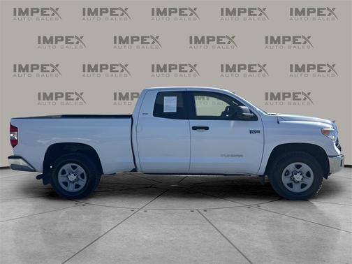 2017 Toyota Tundra SR5