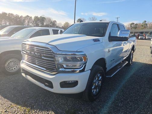 2024 RAM 2500 Laramie Crew Cab 4x4 6'4' Box