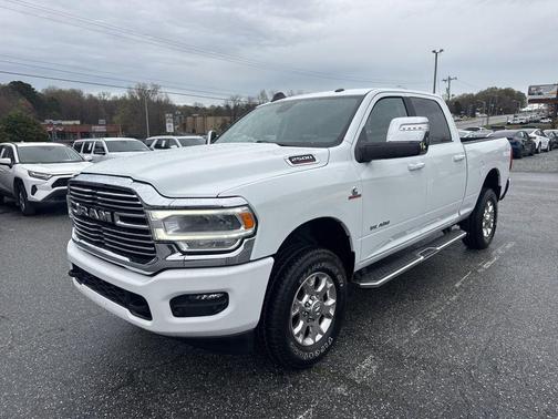 2024 RAM 2500 Laramie Crew Cab 4x4 6'4' Box