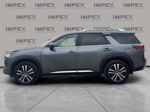 2023 Nissan Pathfinder Platinum 4WD