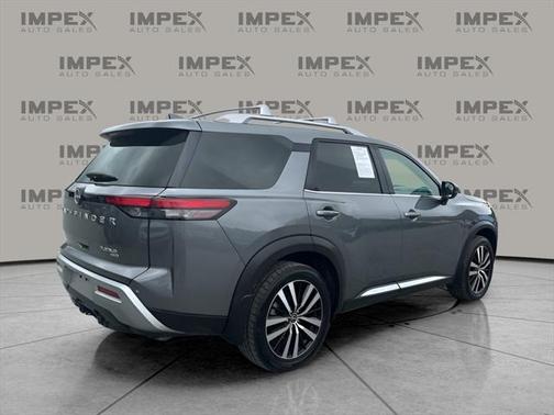 2023 Nissan Pathfinder Platinum 4WD
