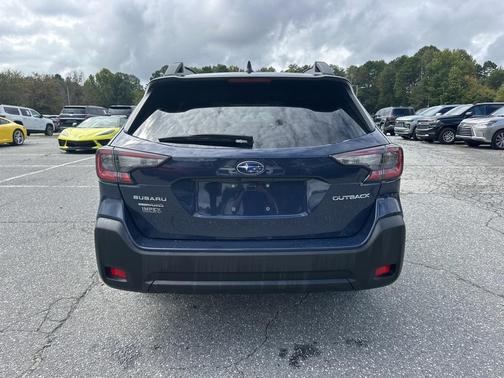 2023 Subaru Outback Base