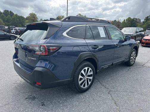 2023 Subaru Outback Base