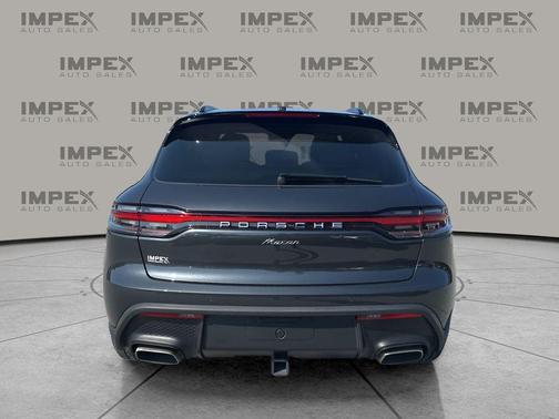 2023 Porsche Macan T