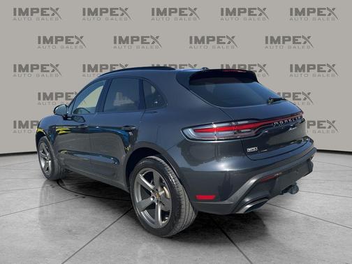 2023 Porsche Macan T