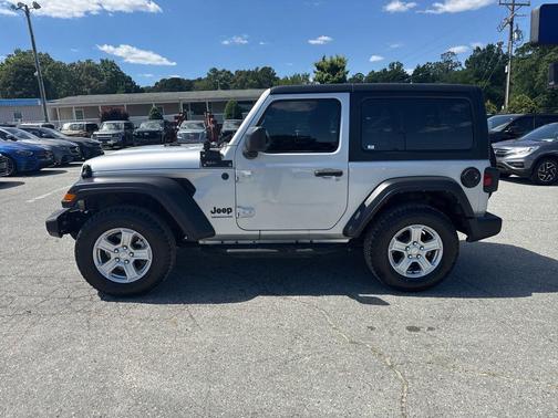 Silver Zynith Clearcoat 2022 Jeep Wrangler Sport S