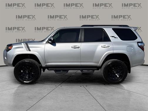 2021 Toyota 4Runner TRD Off Road