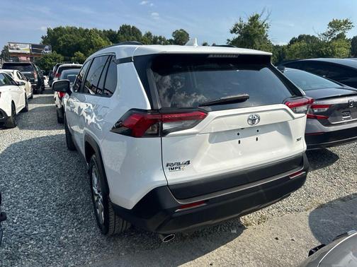 Super White 2019 Toyota RAV4 XLE Premium