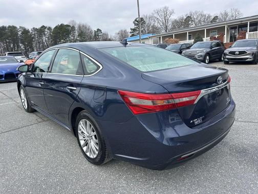 2018 Toyota Avalon Hybrid Limited
